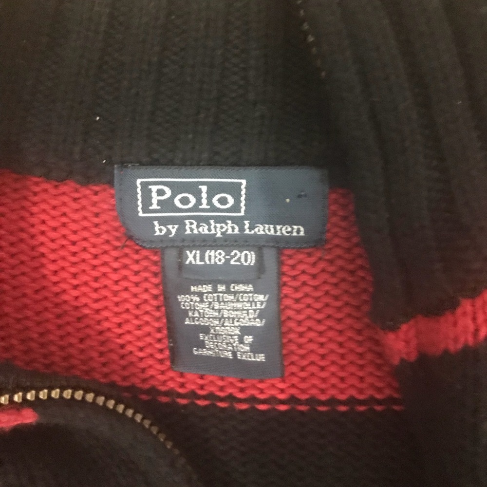 Polo - Picture 3 of 3